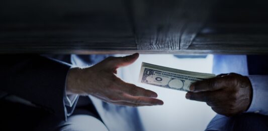 Ukraina parlament toetas uut korruptsioonitõrje seaduseelnõu Korruptsioon Ukrainas