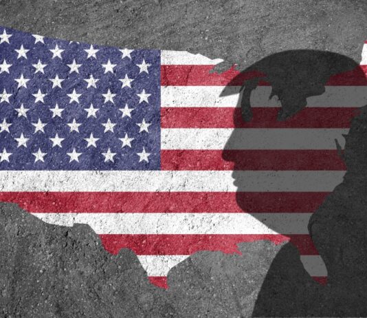 Trump: tollimaksud teevad USA taas suureks ja rikkaks Tollimaksud USA Trump